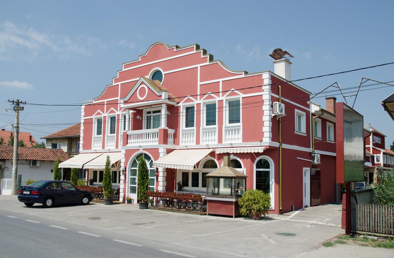 Hotel Drumski Raj Svilajnac Esterno foto